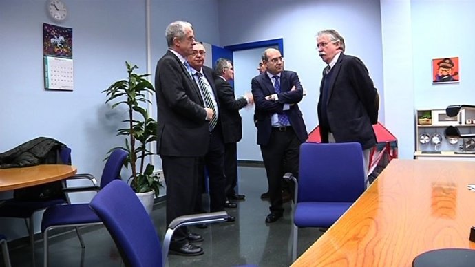 Darpón en la visita al centro de salud mental para niños