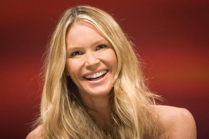 Elle MacPherson quiere ser mamá a los 51 años