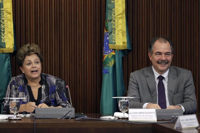 Dilma afasta Mercadante de negociação com o Congresso após derrotas