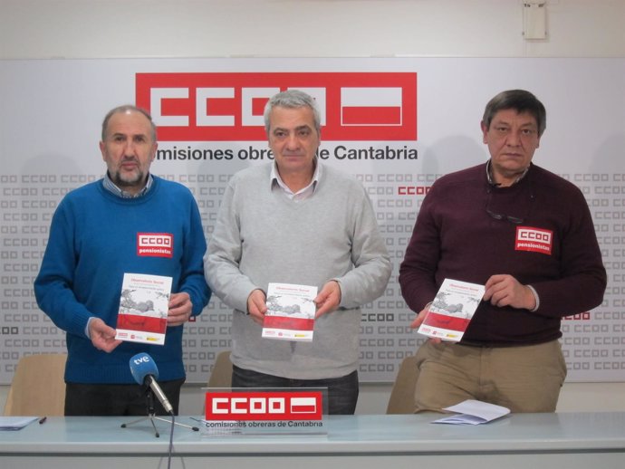 Carlos Sánchez con los secretarios de pensiones de CCOO