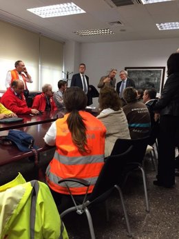 El alcalde Xavier Trias y el teniente Quim Forn en la sala de crisis