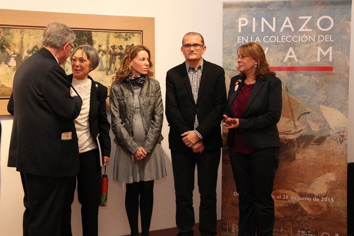 Los responsables del MUBAG en la presentación de la muestra sobre Pinazo