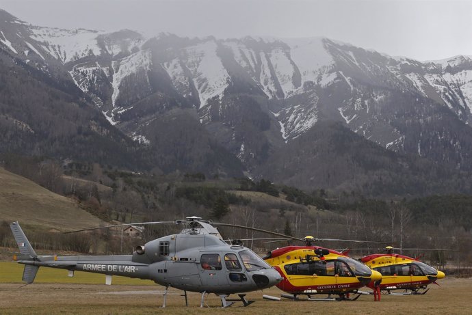 Equipo de salvamento, accidente avión de Germanwings en los Alpes Franceses