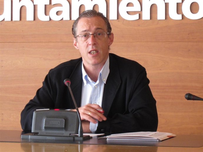 El concejal de Movilidad, Angel Sáinz Yangüela 