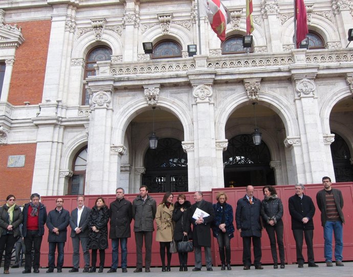 Minuto de silencio en recuerdo de las víctimas del accidente aéreo en Francia