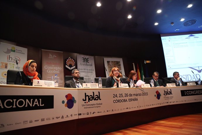 Participantes en el panel de Turismo del Congreso Halal