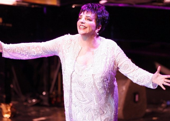 Liza Minelli y su calvario con las adicciones vuelve a un centro 