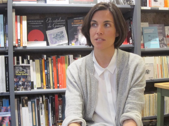 La escritora, profesora de literatura y periodista Verónica Sánchez