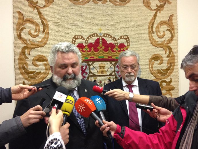 Fiscal superior de Andalucía, Jesús García Calderón, con Jesús Maeztu