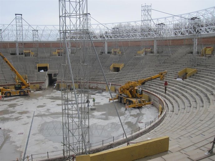 Obras en la plaza de toros de Burgos
