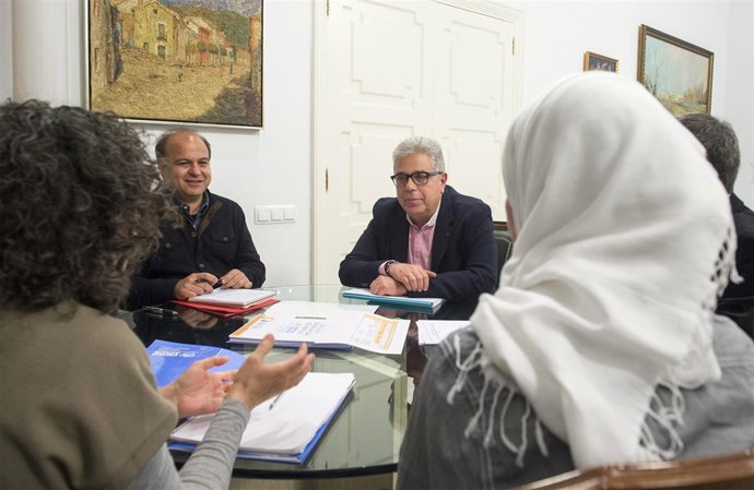 Reunión entre Diputación y la delegación valenciana del Comité Español de Acnur 