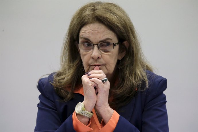 Graça Foster diz acreditar que corrupção acontecia fora da Petrobras