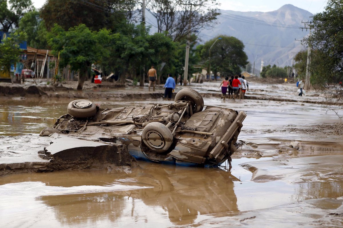 Las imágenes de la peor inundación en Chile en ocho décadas