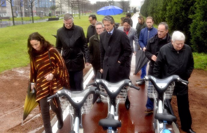 Inauguración del nuevo tramo de carril bici en Nueva Montaña