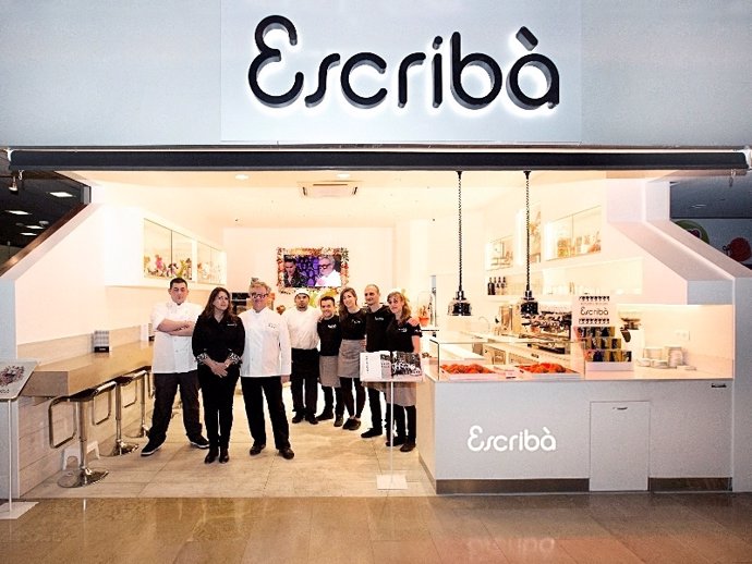 Nueva tienda de Escribà en L'Illa Diagonal, con C.Escribà y P.Schmidt