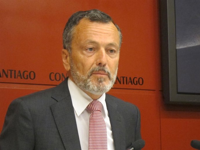El alcalde de Santiago, Agustín Hernández