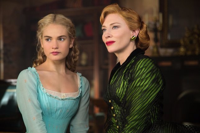 Lily James y Cate Blanchett