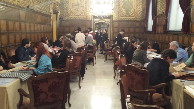 Encuentro entre industria textil y diseñadores