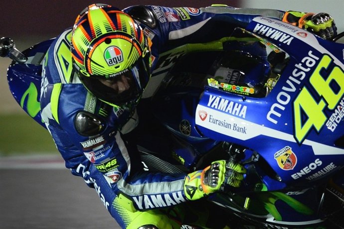 Un Rossi estelar sorprende para ganar Losail
