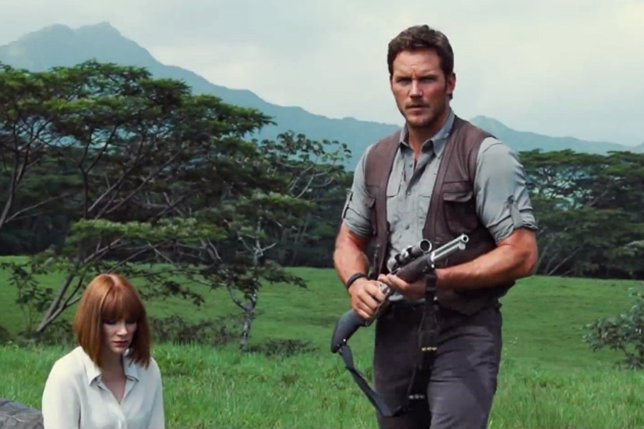 Chris Pratt y Bryce Dallas Howard en Jurassic World