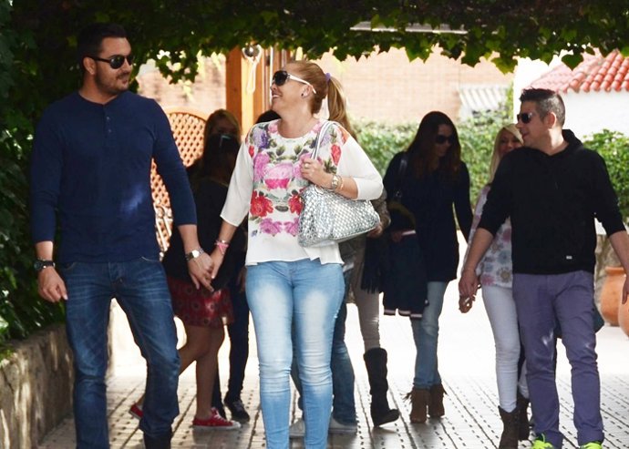 BELÉN ESTEBAN, Miguel Y ANDREA UNA CELEBRACIÓN POR TODO LO ALTO 