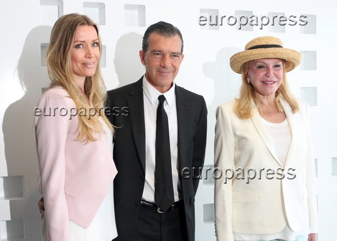 ANTONIO BANDERAS QUÍA TURÍSTICO DE LUJO PARA SU NOVIA 