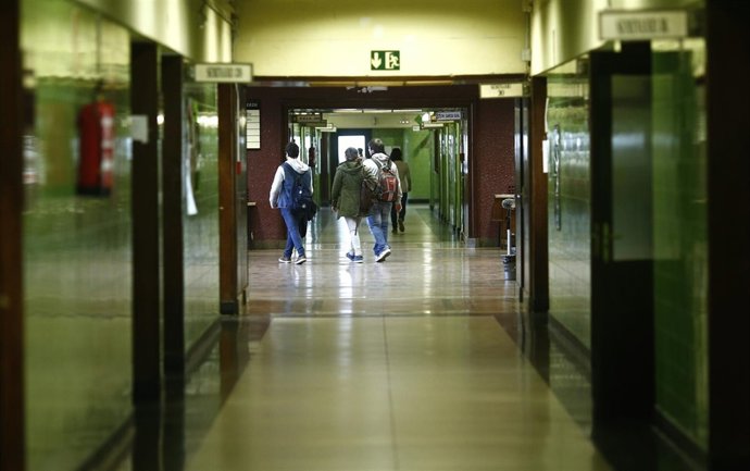 Estudiantes, estudiante, universidad, universitarios, estudios, grado, alumnos