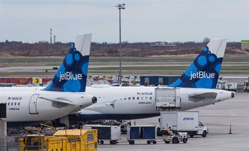 Un piloto demanda a JetBlue por dejarle volar sin estar en condiciones