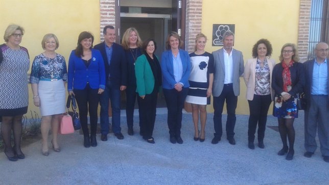 La consejera Sánchez Rubio visita el nuevo centro de drogodependencias de Motril