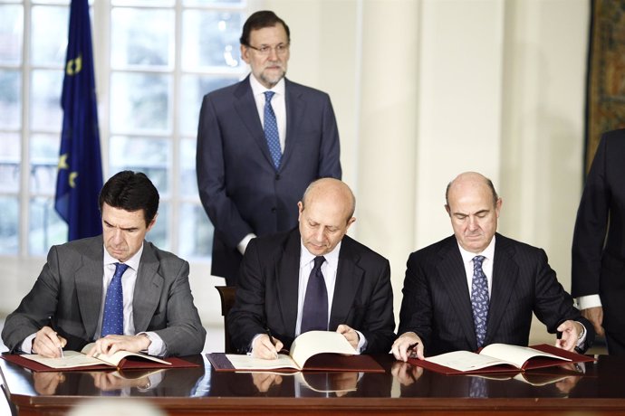 Mariano Rajoy preside la firma del convenio de extensión de banda ancha