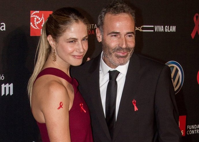 Alex Corretja y Martina Klein, toda una pareja solidaria