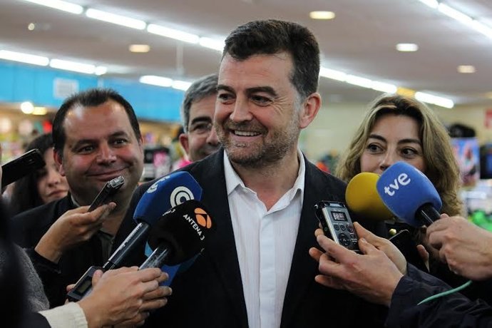 El candidato de IU a la Junta, Antonio Maíllo.