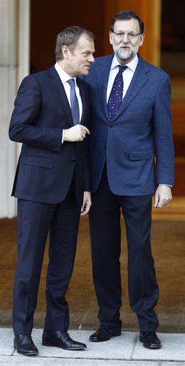 Mariano Rajoy y el presidente del Consejo Europeo, Donald Tusk