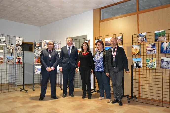 Exposición de 'Huelva por su tren' llega a Calañas.  