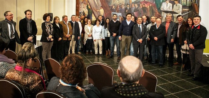 Acto de presentación del candidato del PRC en Castro Urdiales