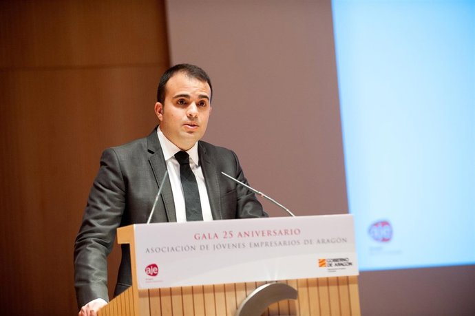 Alejandro Calle deja la presidencia de AJE Aragón y AJE Zaragoza