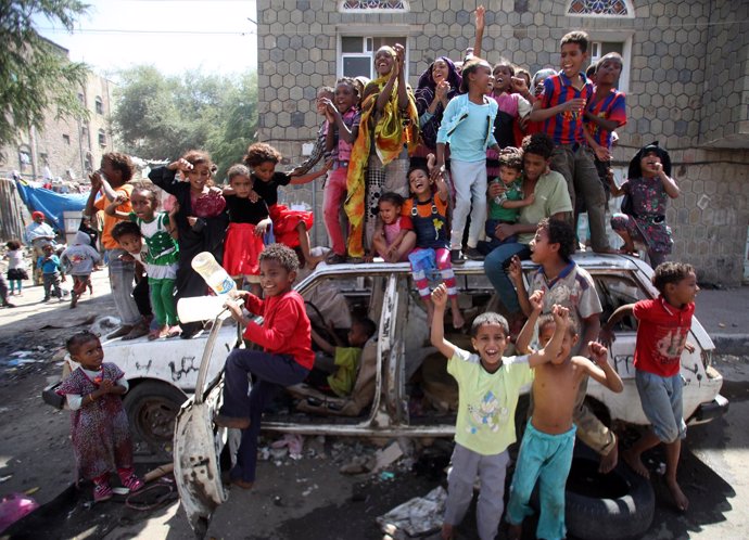 Niños jugando en Taiz, en Yemen