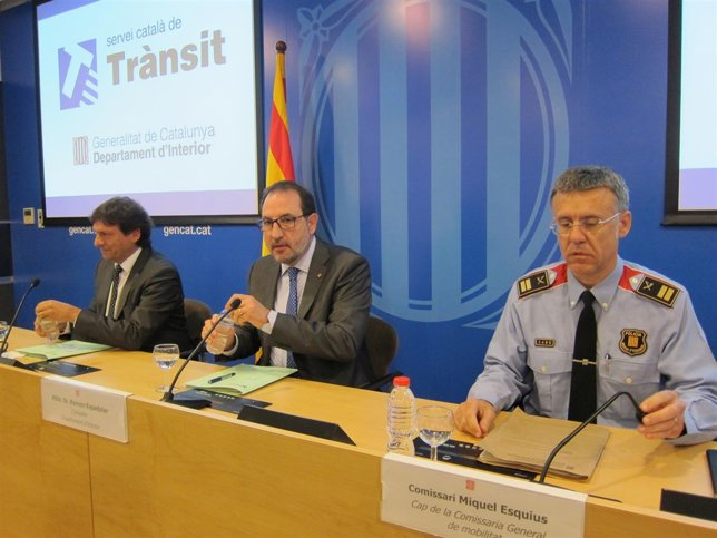 Dtor.SCT J.J.Isern, conseller R.Espadaler, comisario de Mossos M.Esquius