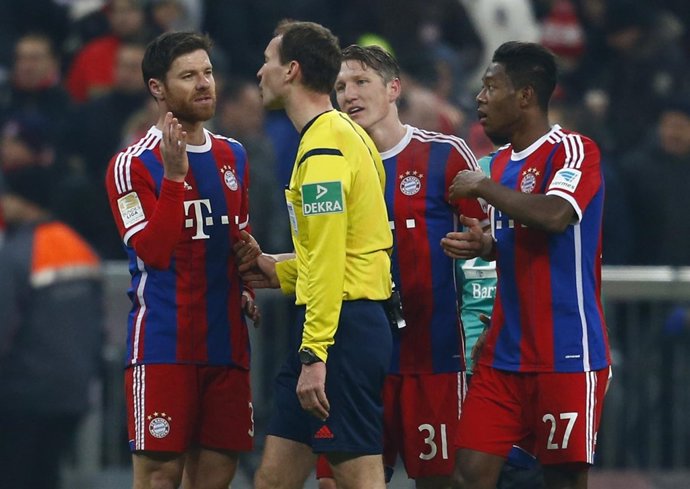 Xabi Alonso, Bastian Schweinsteiger y David Alaba 