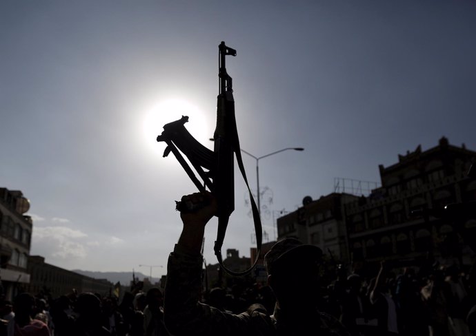 Seguidores de los huthis en Yemen