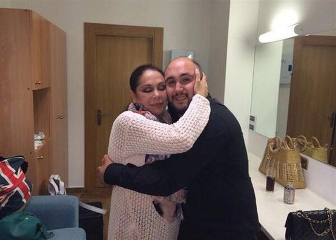 Kiko Rivera dedica tweet a su madre