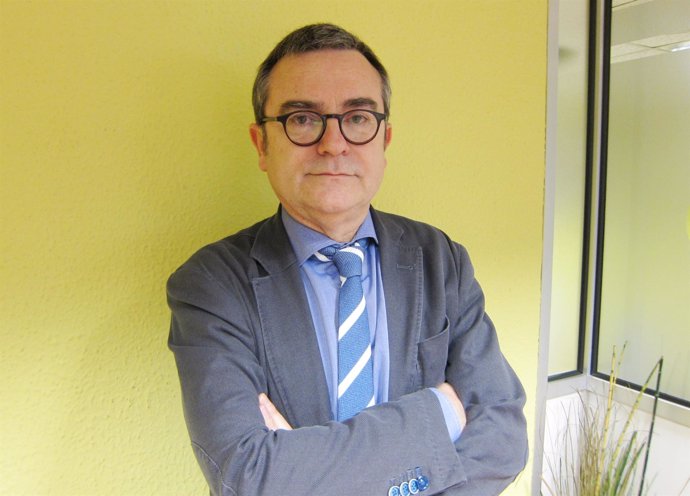 El economista y escritor Juan Miguel hernández Gascón
