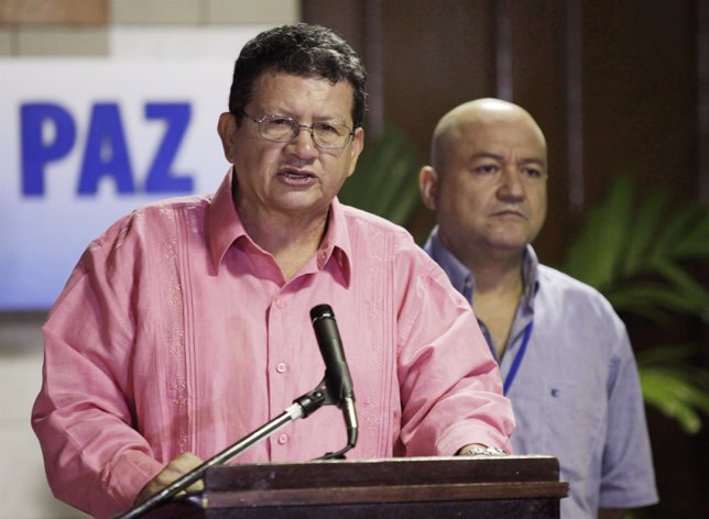 Pablo Catatumbo y Carlos Antonio Lozada, delegación de las FARC
