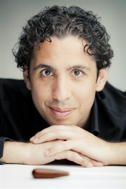 Rodrigo Tomillo dirige la OJA