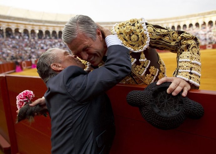 Espartaco corta coleta domingo resurrección Sevilla 
