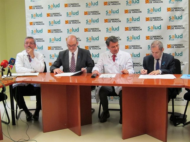 Firma del acuerdo con motivo del Día Mundial del Parkinson