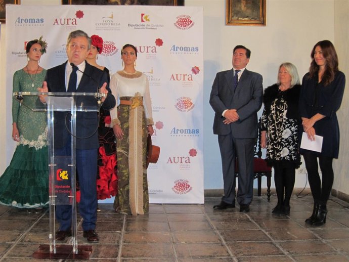 Fuentes interviene en la presentación