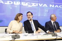 Rajoy da las gracias a Cospedal porque ha tenido que lidiar "situaciones muy complejas y difíciles"