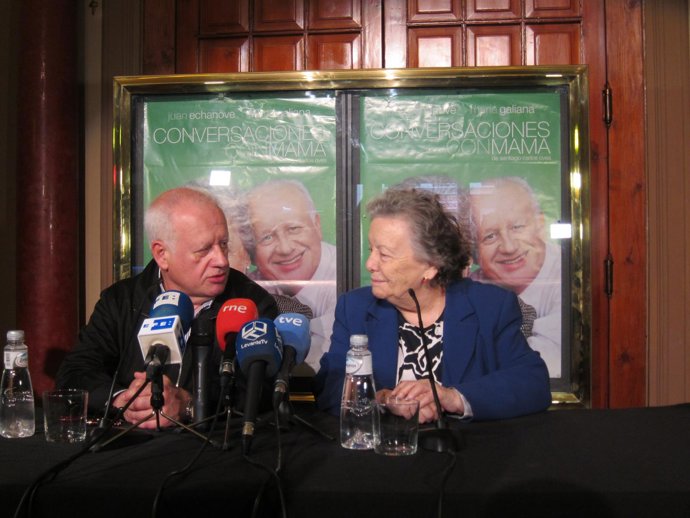 Juan Echanove y María Galiana durante la presentación en el Teatro Olympia