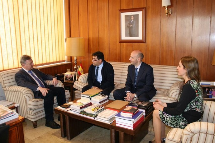 Reunión del subdelegado con CECO Madera